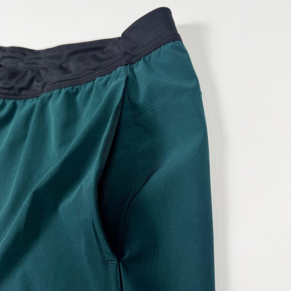 Reebok Workout Shorts Mens XL Green NWOT GJ6324 Training Activewear - Picture 3 of 8